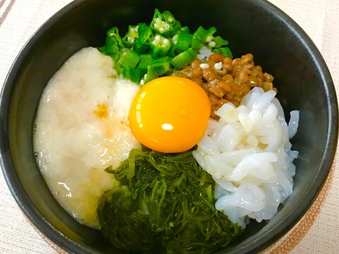 夏バテ予防に＊イカのネバネバ丼